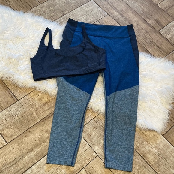 Outdoor Voices Tri Tone Blue Legging and Sports Bra Set XL - Picture 8 of 9